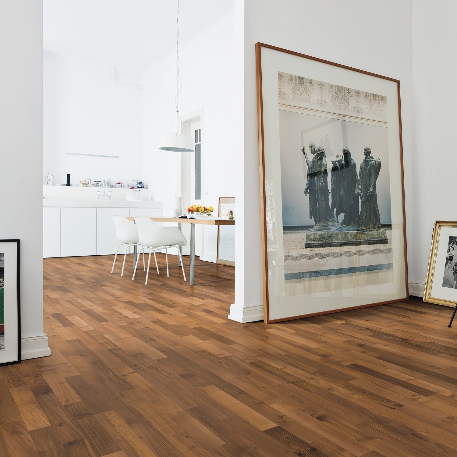 537911_haro_parquet_strip_allegro_amber_robinia_favorit_int04