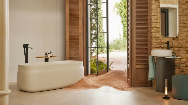 SANYCCES_DUNA_BATHTUB-1