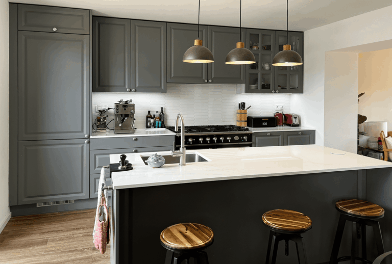 Kuchyna-Provence-Evermatt-Siva-Lapitec-Bianco-Elettra_3